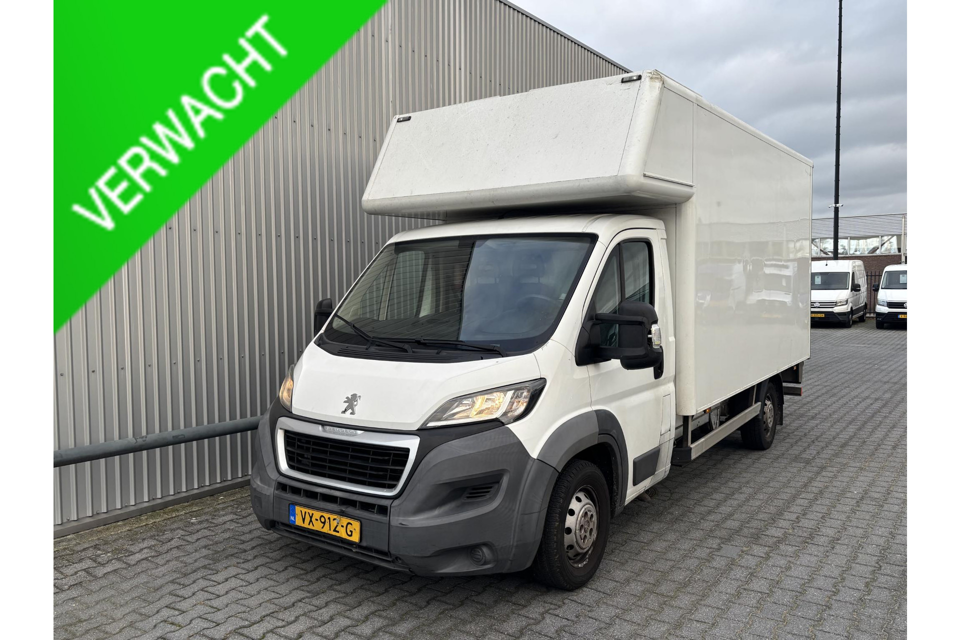 Peugeot Boxer 335 2.2 HDI*BAKWAGEN*LAADKLEP*A/C*NAVI*3PERS.*